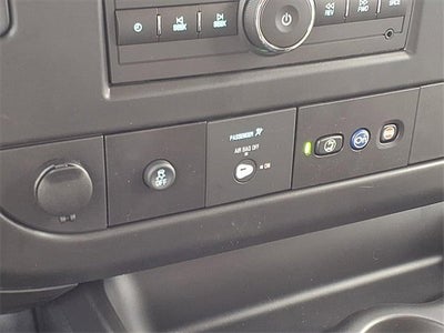 2025 GMC Savana Passenger 3500 LS