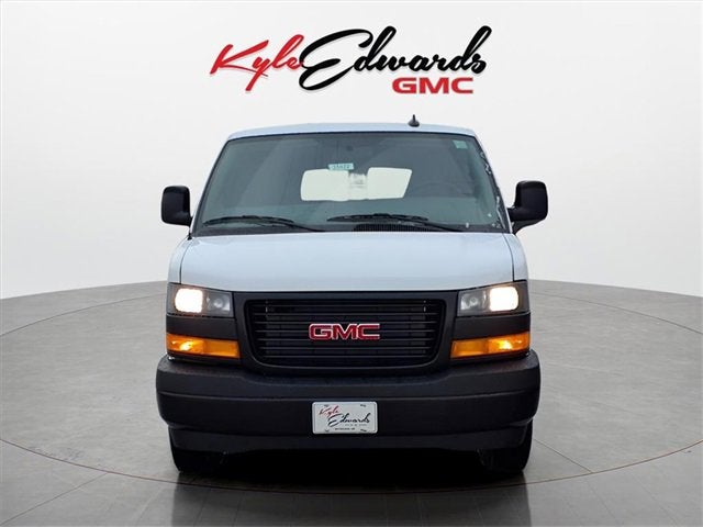 2025 GMC Savana Passenger 3500 LS
