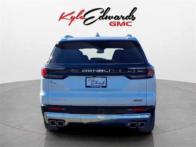 2024 GMC Acadia Denali