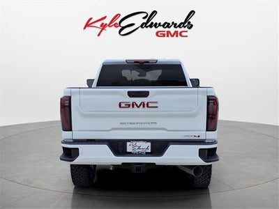 2025 GMC Sierra 2500 HD AT4