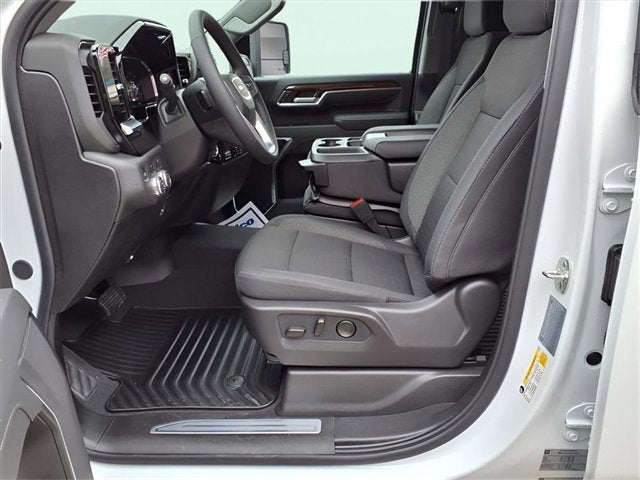 2026 GMC Sierra 3500 HD SLE