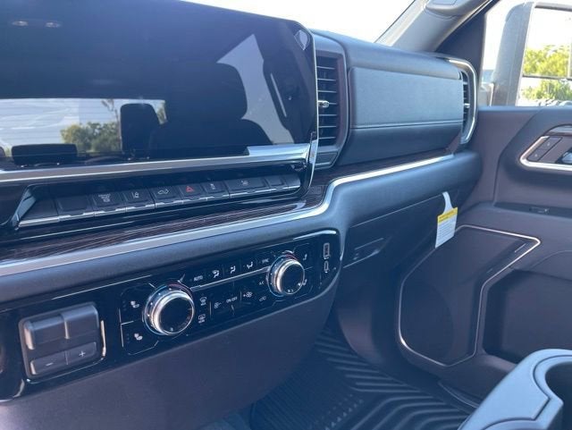 2026 GMC Sierra 3500 HD SLE DRW