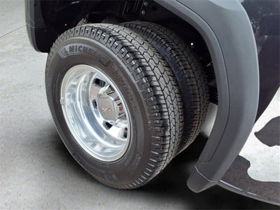 2026 GMC Sierra 3500 HD SLE