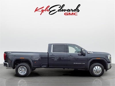 2026 GMC Sierra 3500 HD SLE