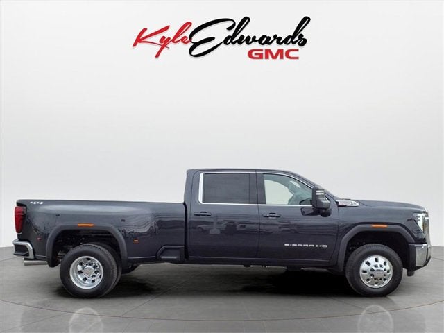 2026 GMC Sierra 3500 HD SLE