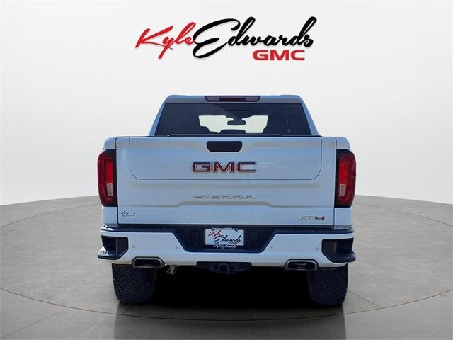 2022 GMC Sierra 1500 Limited AT4