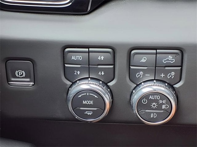 2025 GMC Sierra 1500 AT4X