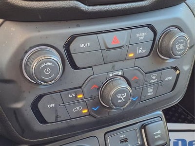 2023 Jeep Renegade Upland